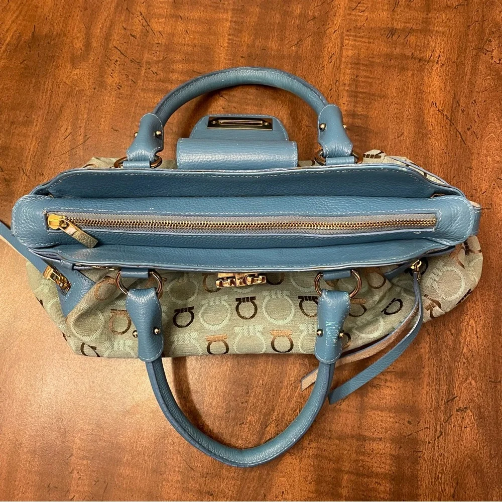 Vintage Salvatore Ferragamo Leather Shoulder Bag - Picture 11 of 12